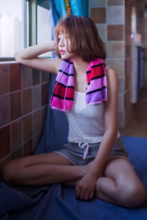 女大学生沙龙室2_蓝光HD高清在线观看